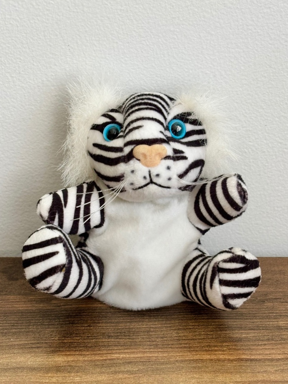 Siegfried & Roy The Mirage White Tiger Plush Coin Purse Mini Backpack Plush Toy